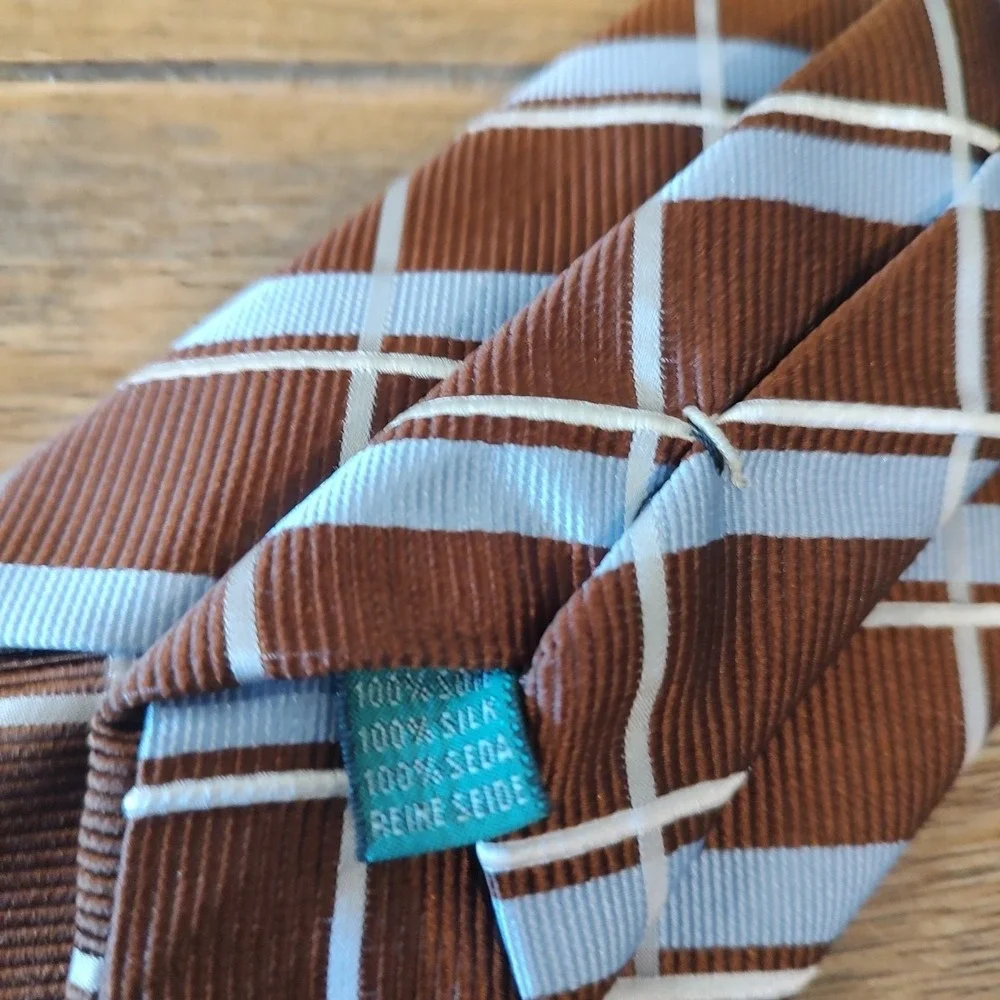 LEITZ METALWORKING LMT DESIGNER Silk TIE 61